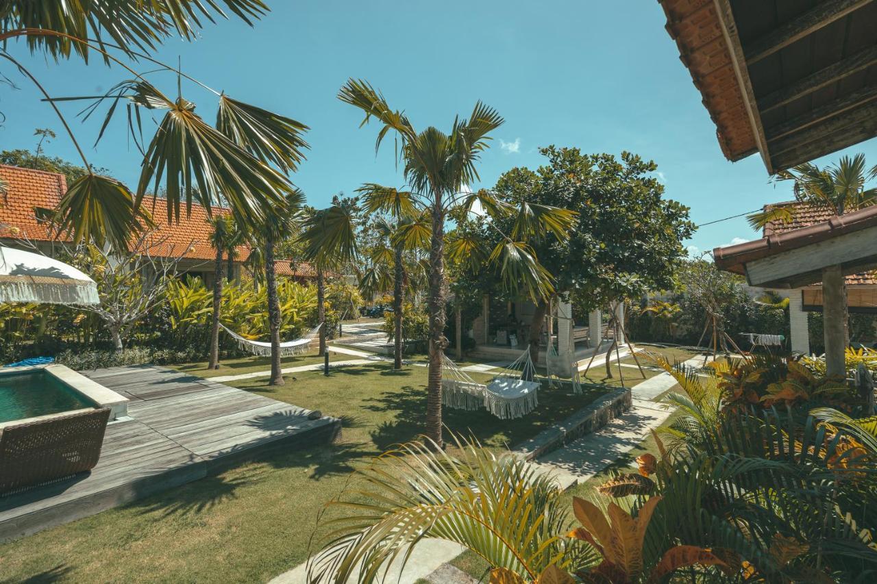 Cari Surf Camp & Studio'S Uluwatu  Ngoại thất bức ảnh