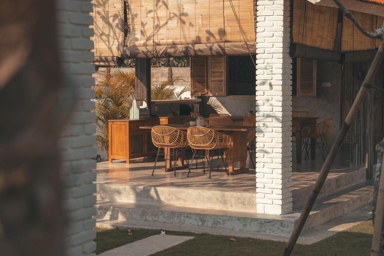 Cari Surf Camp & Studio'S Uluwatu  Ngoại thất bức ảnh