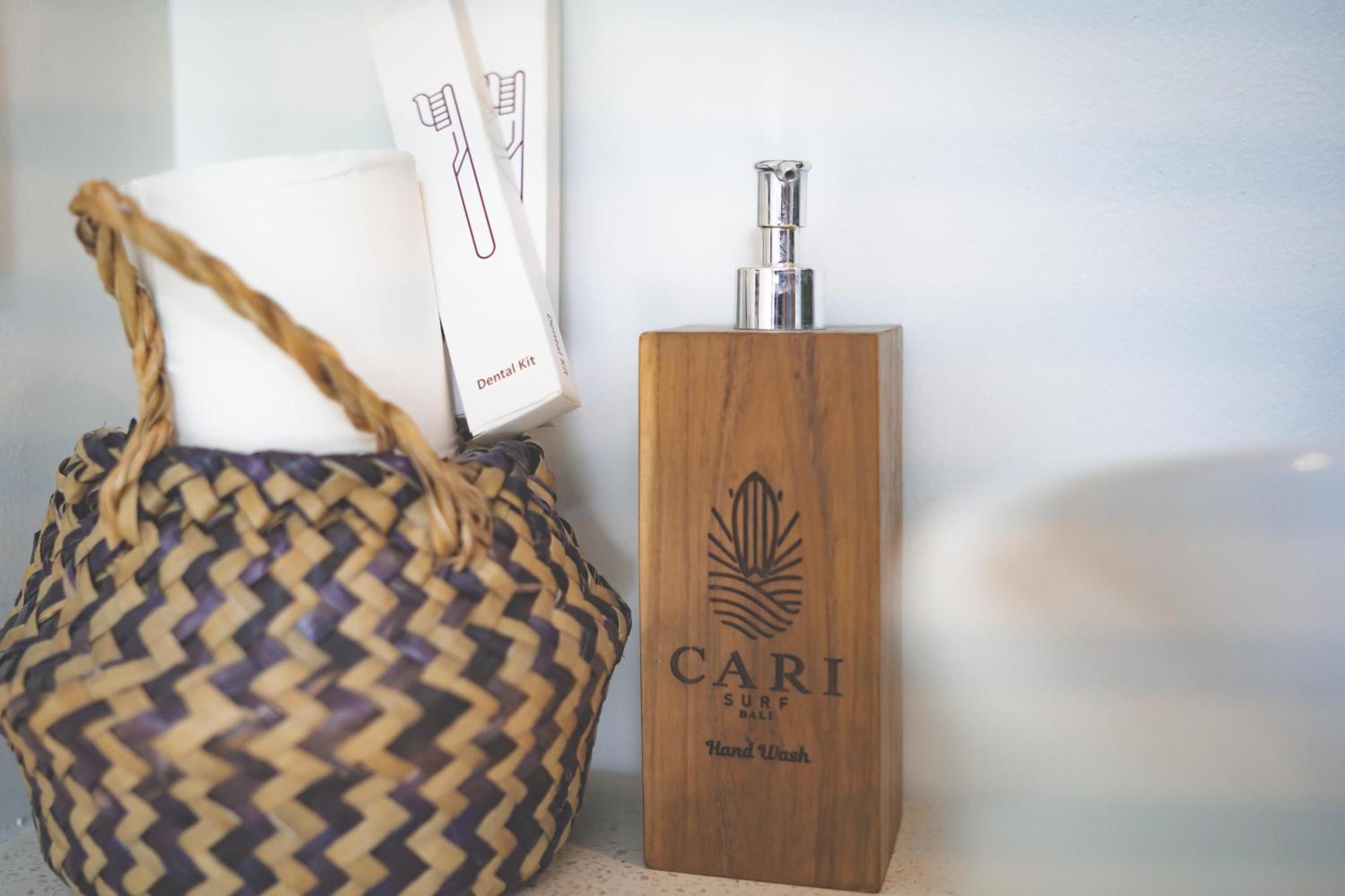 Cari Surf Camp & Studio'S Uluwatu  Phòng bức ảnh